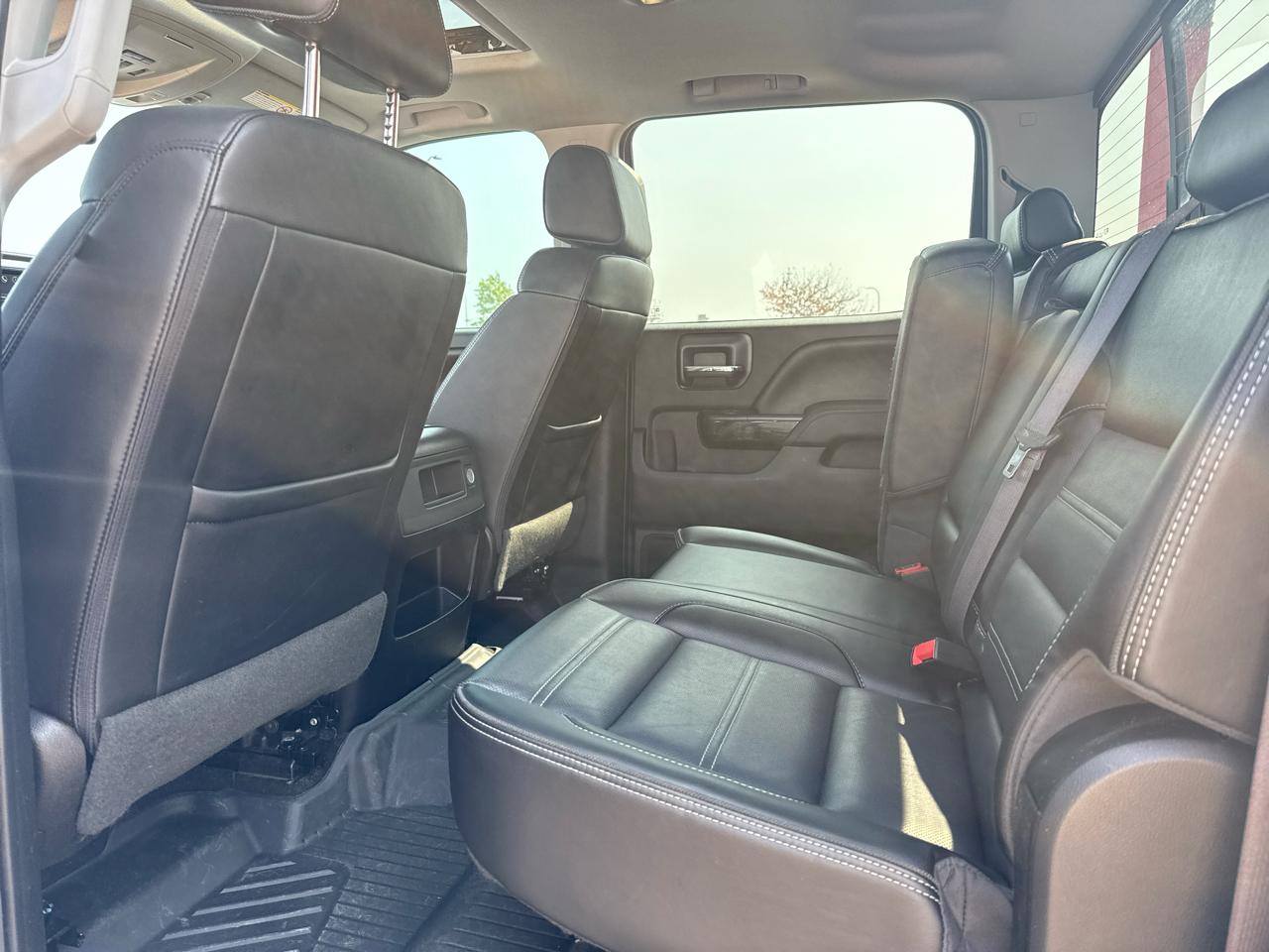 GMC Sierra 2500HD Denali Crew Cab 4WD 2016