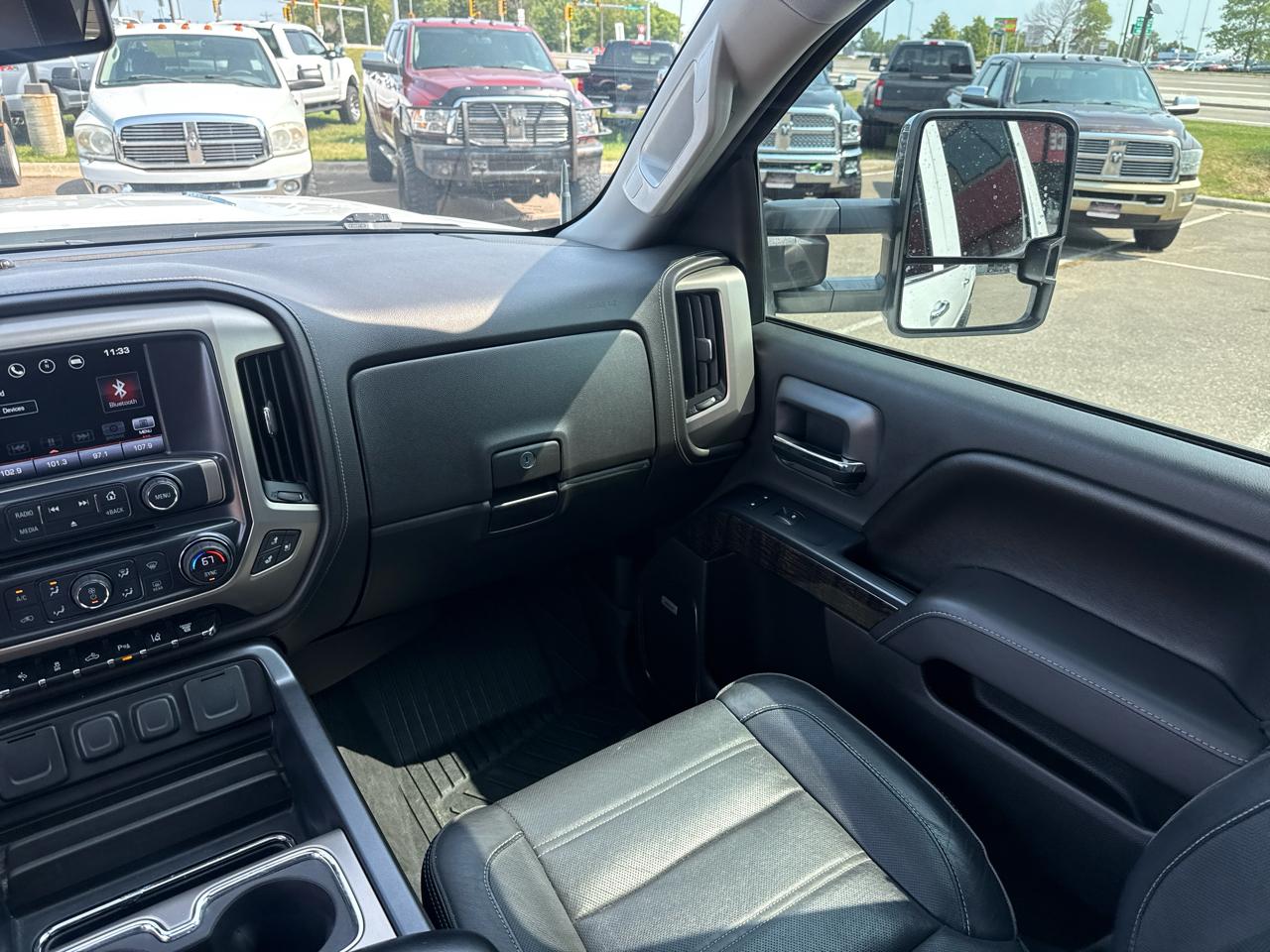 GMC Sierra 2500HD Denali Crew Cab 4WD 2016