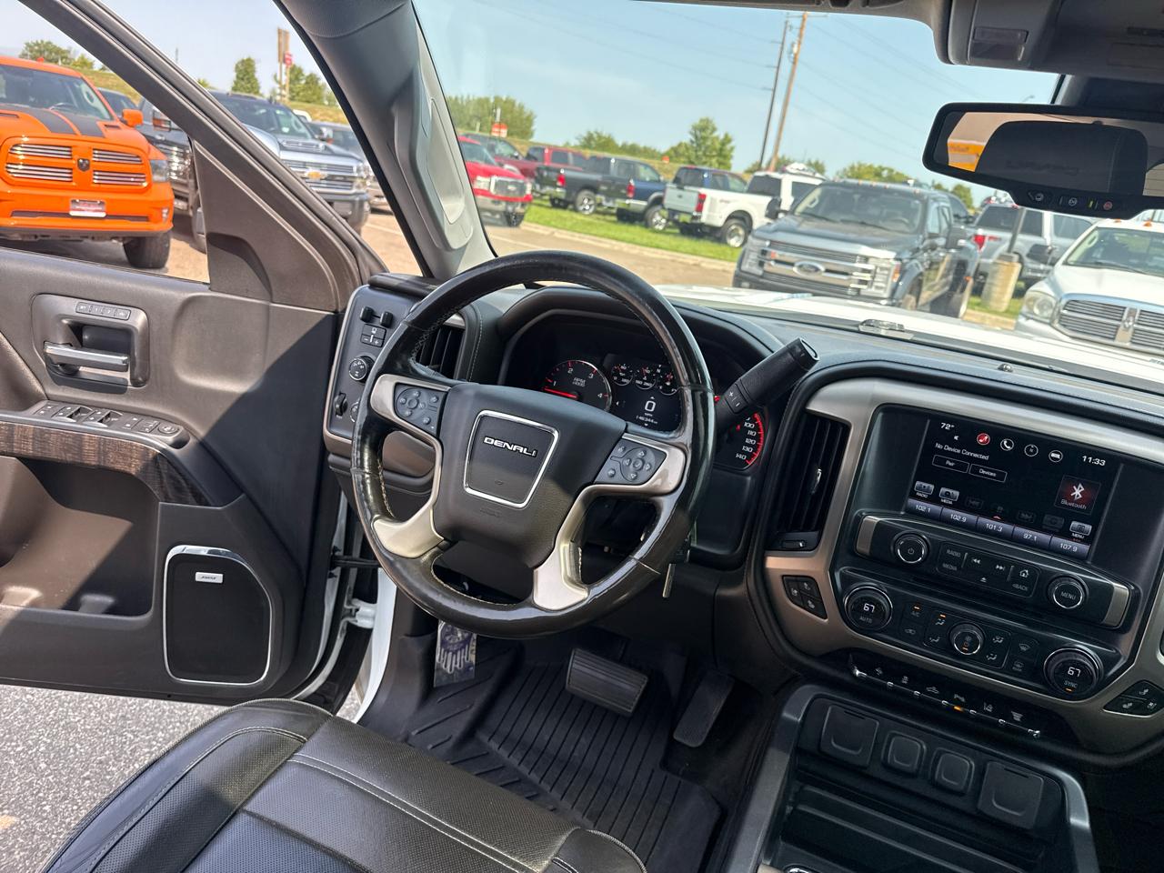 GMC Sierra 2500HD Denali Crew Cab 4WD 2016