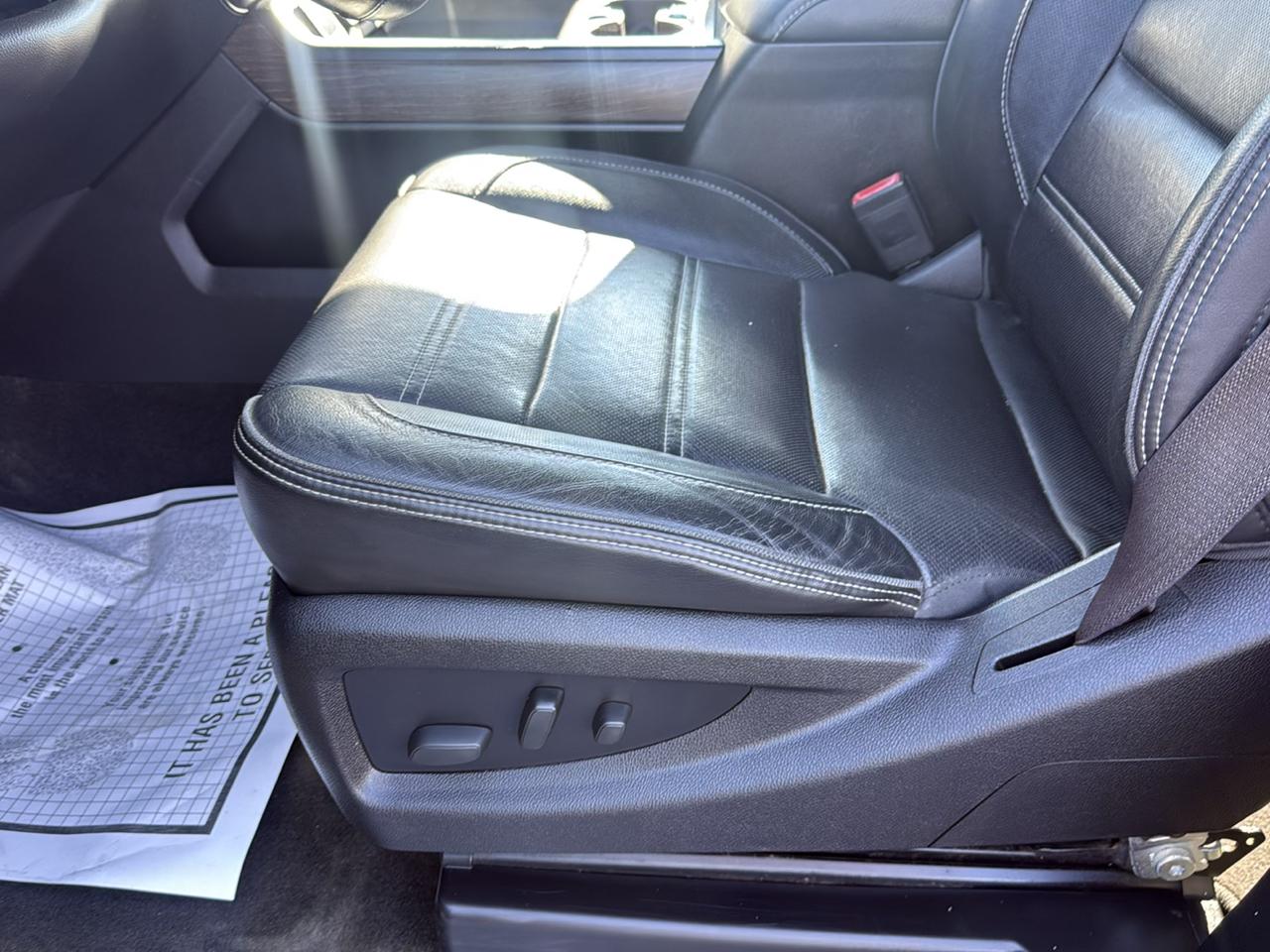 GMC Sierra 2500HD Denali Crew Cab 4WD 2017