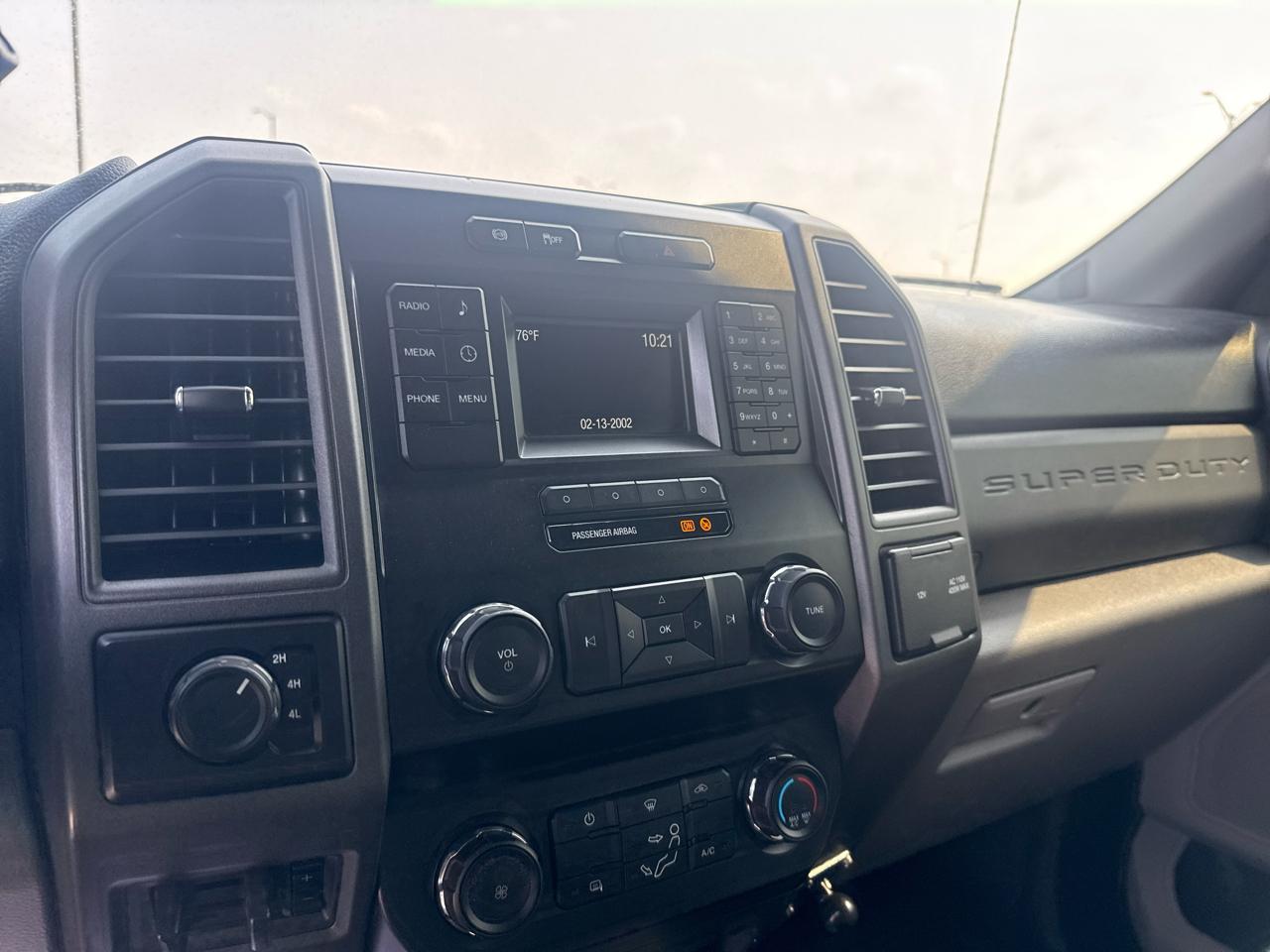 Ford F-450 SD Crew Cab DRW 4WD 2019