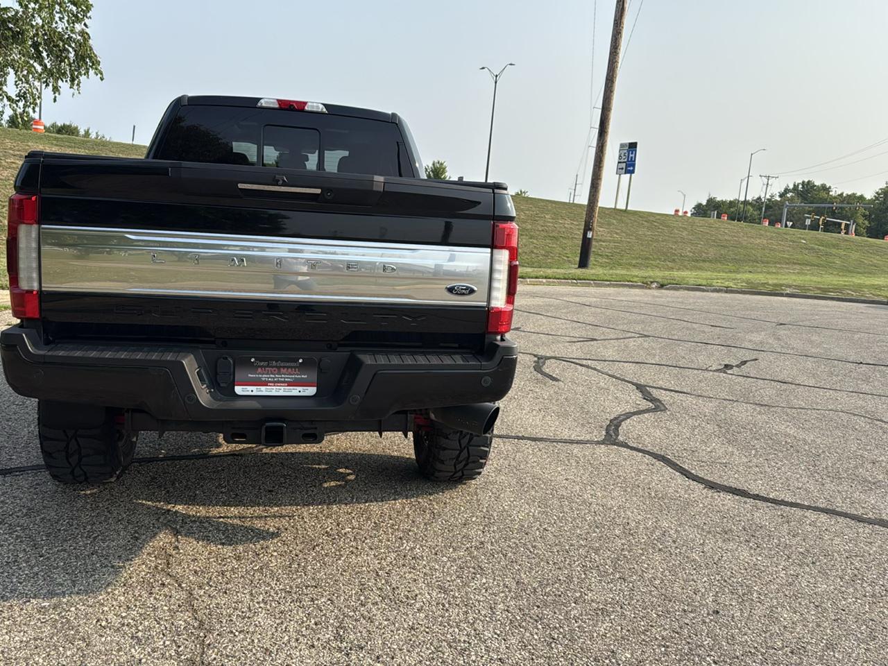 Ford F-350 SD Limited Crew Cab 4WD 2018