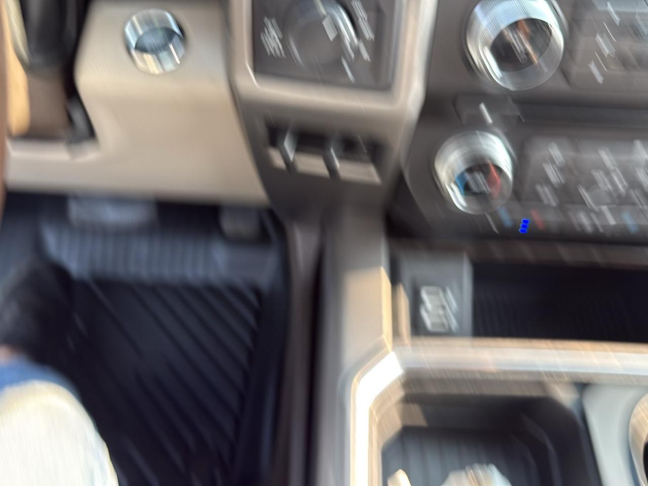 Ford F-350 SD Limited Crew Cab 4WD 2018