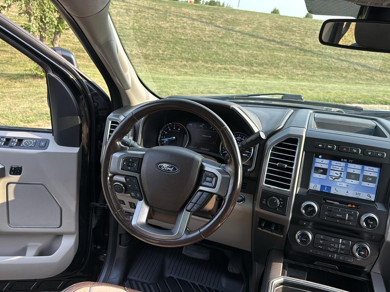Ford F-350 SD Limited Crew Cab 4WD 2018