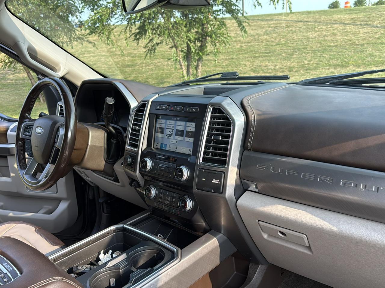 Ford F-350 SD Limited Crew Cab 4WD 2018
