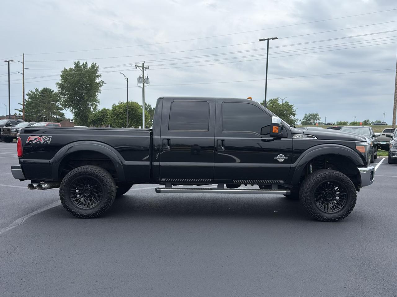 Ford F-350 SD Lariat Crew Cab 4WD 2016