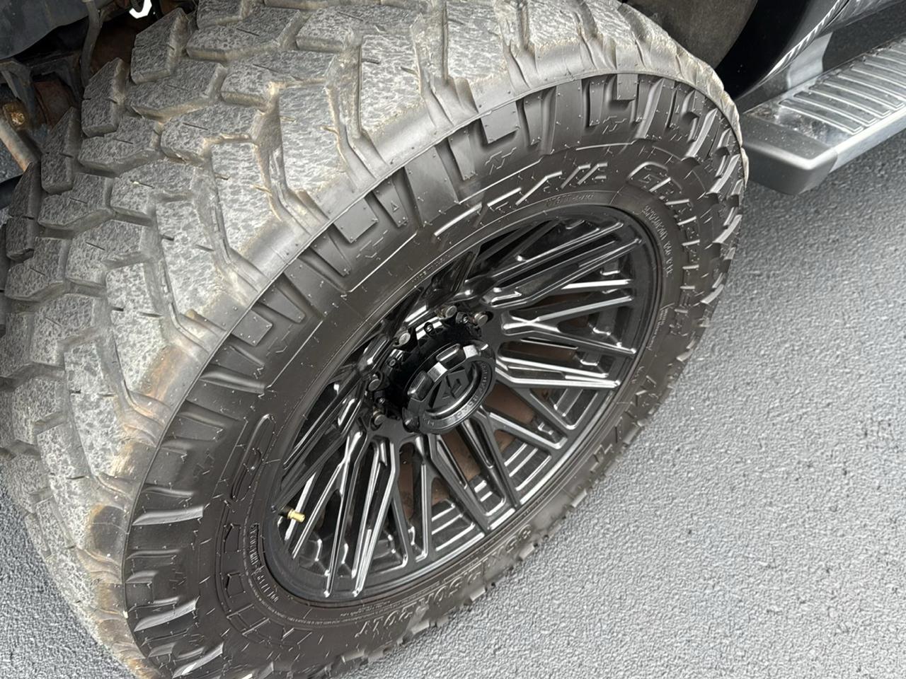 Ford F-350 SD Lariat Crew Cab 4WD 2016