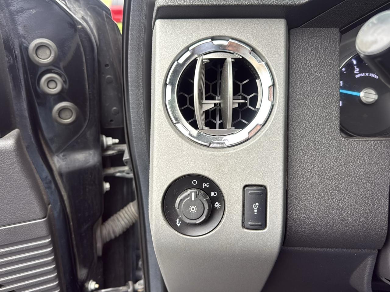 Ford F-350 SD Lariat Crew Cab 4WD 2016