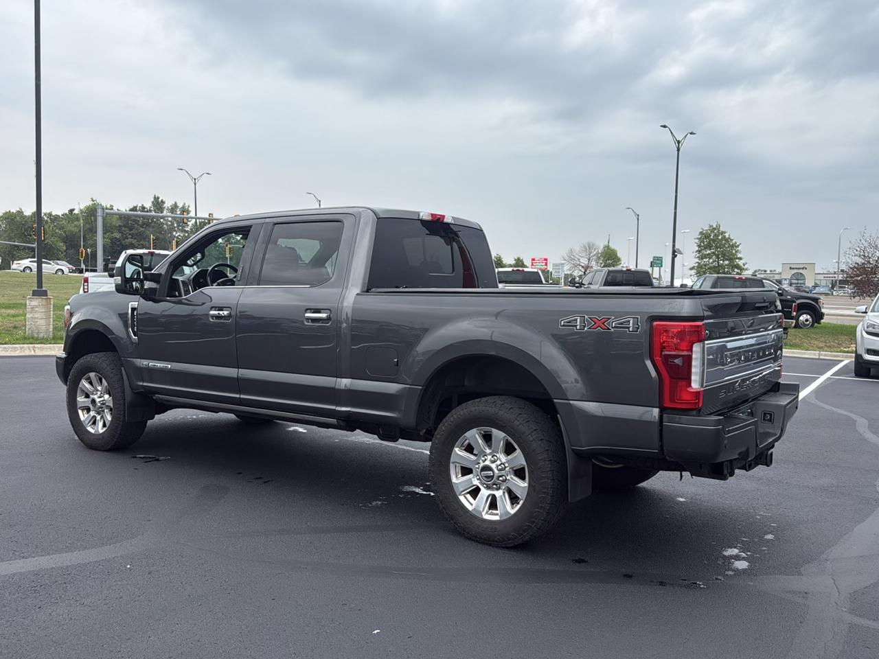 Ford F-250 SD Platinum Crew Cab 4WD 2017
