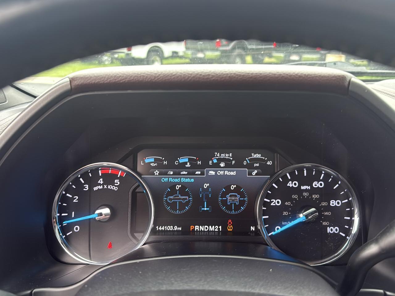 Ford F-250 SD Platinum Crew Cab 4WD 2017