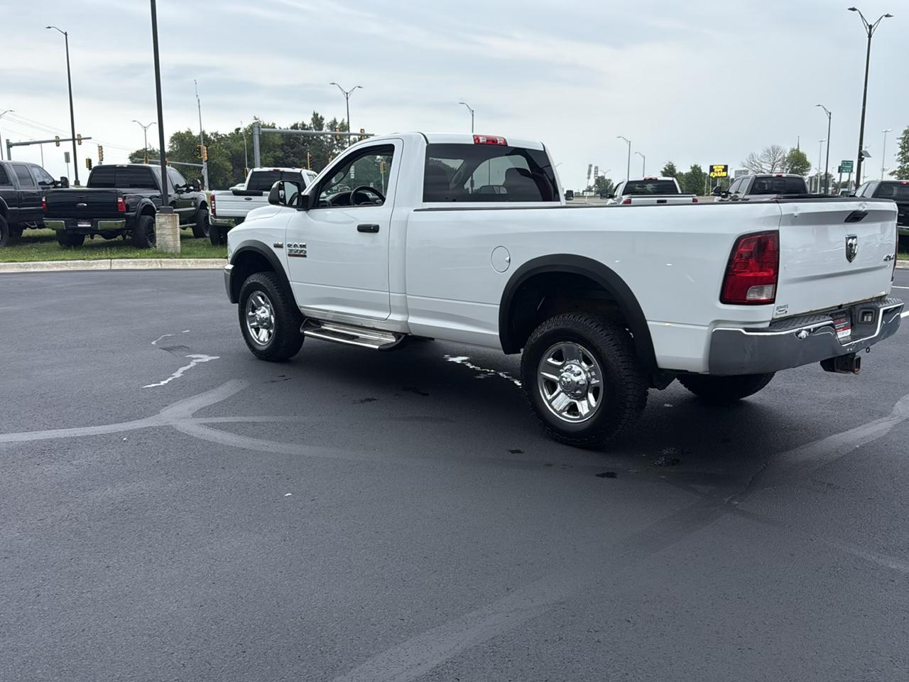 RAM 3500 ST 4WD 2014