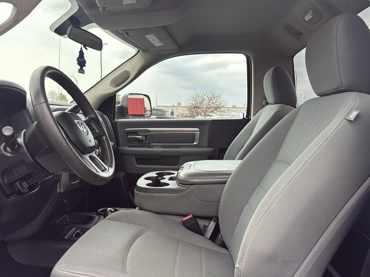RAM 3500 ST 4WD 2014