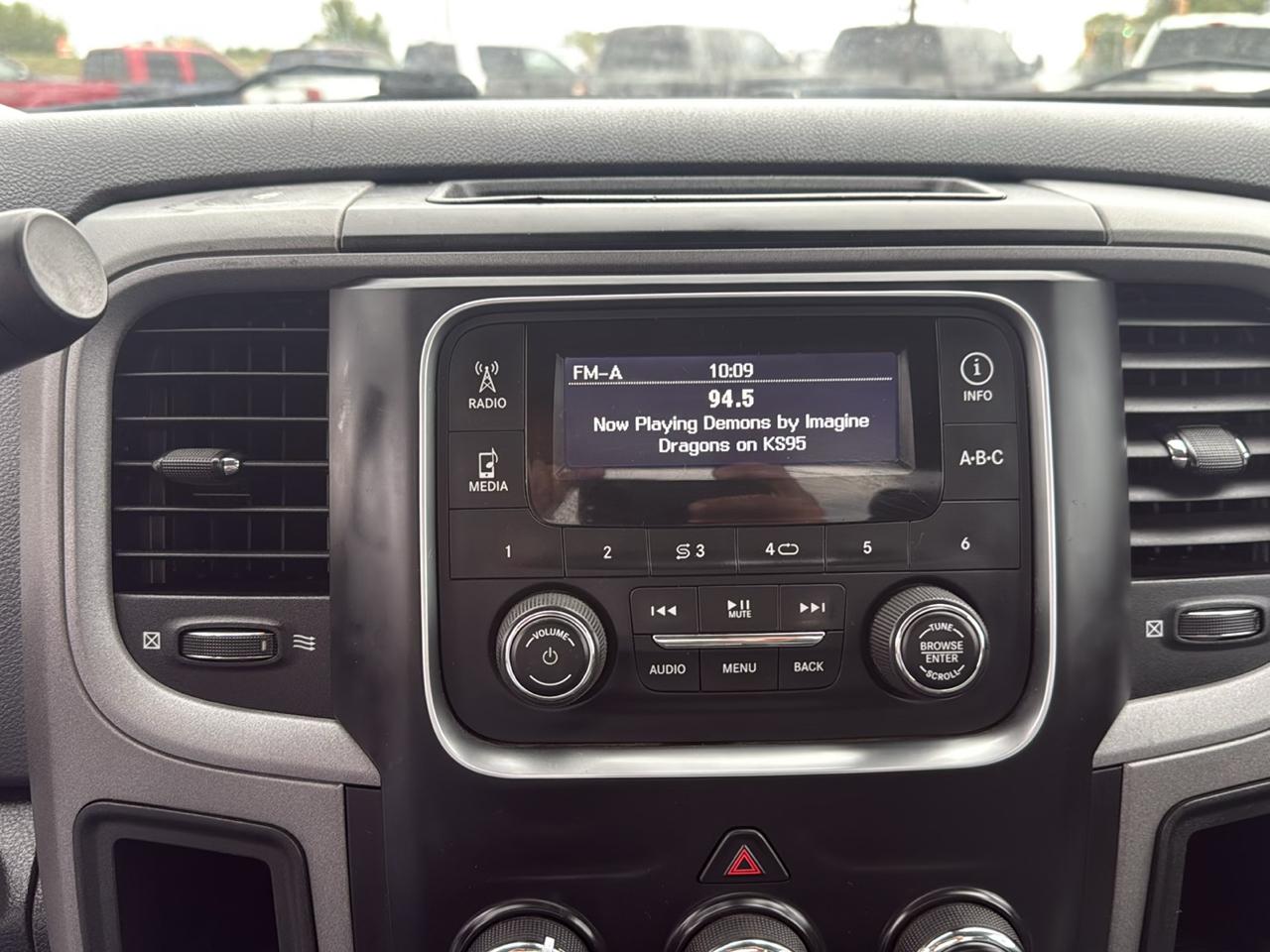 RAM 3500 ST 4WD 2014