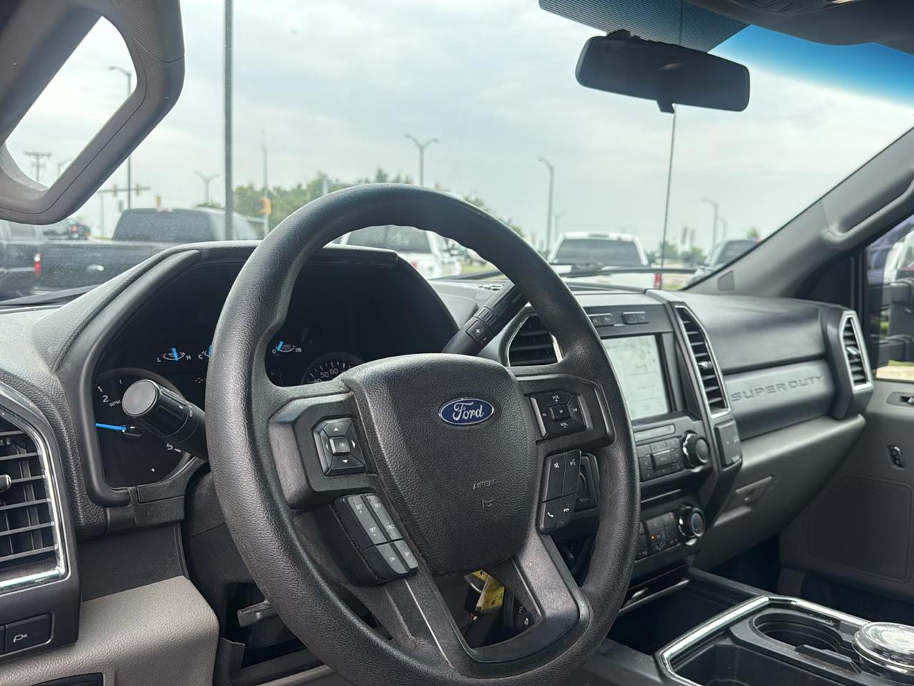 Ford F-250 SD XLT Crew Cab 4WD 2017