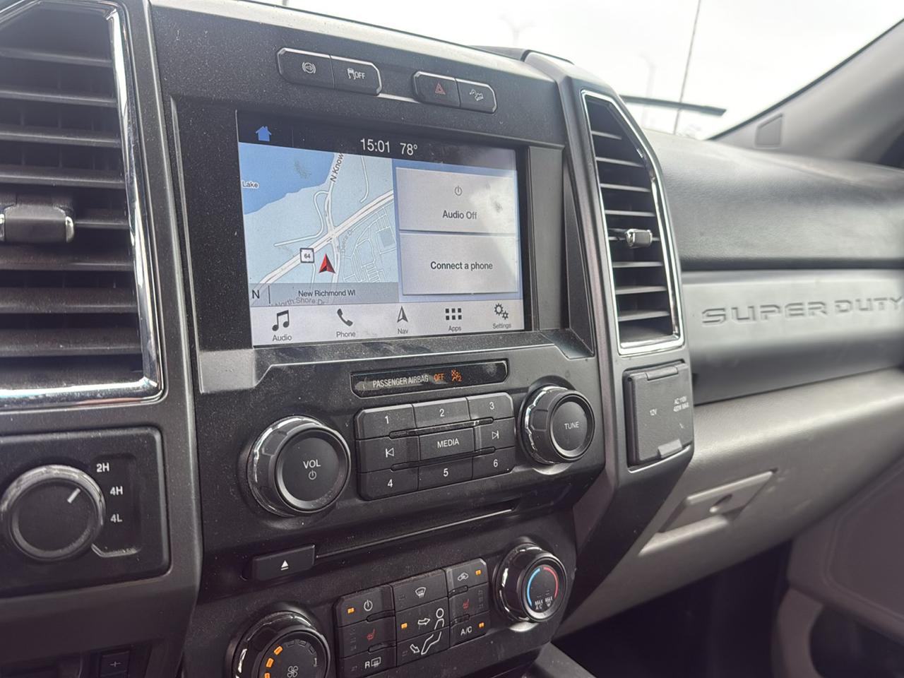 Ford F-250 SD XLT Crew Cab 4WD 2017
