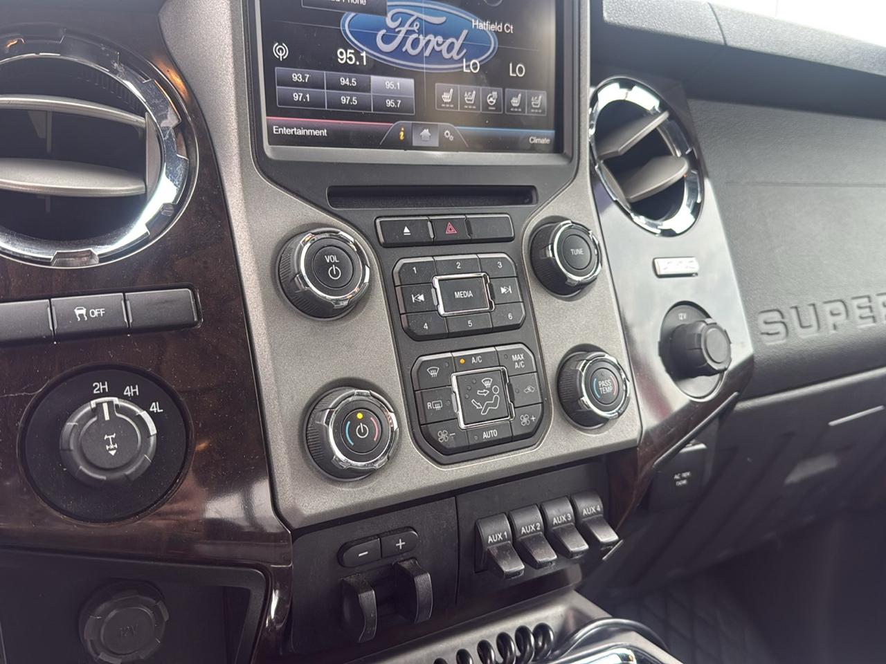 Ford F-250 SD Platinum Crew Cab 4WD 2016