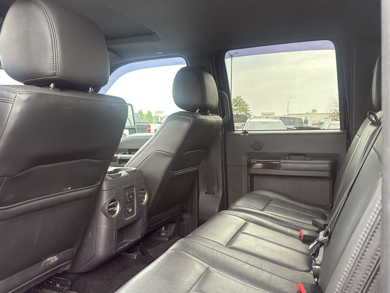 Ford F-250 SD Platinum Crew Cab 4WD 2016