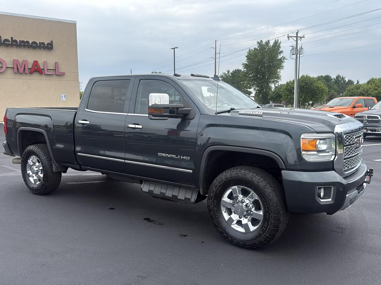 GMC Sierra 3500HD Denali Crew Cab 4WD 2018