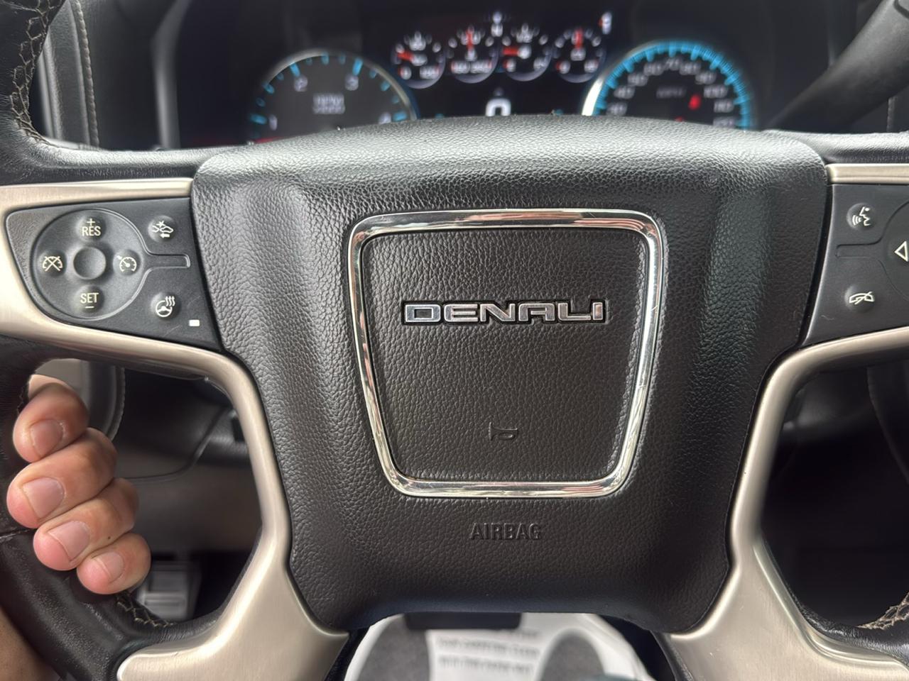 GMC Sierra 3500HD Denali Crew Cab 4WD 2018