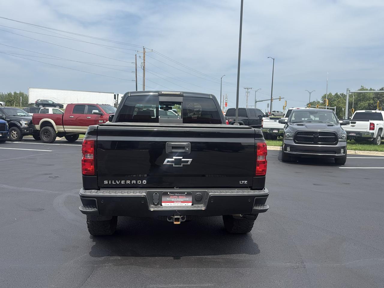 Chevrolet Silverado 1500 LTZ Crew Cab 4WD 2015