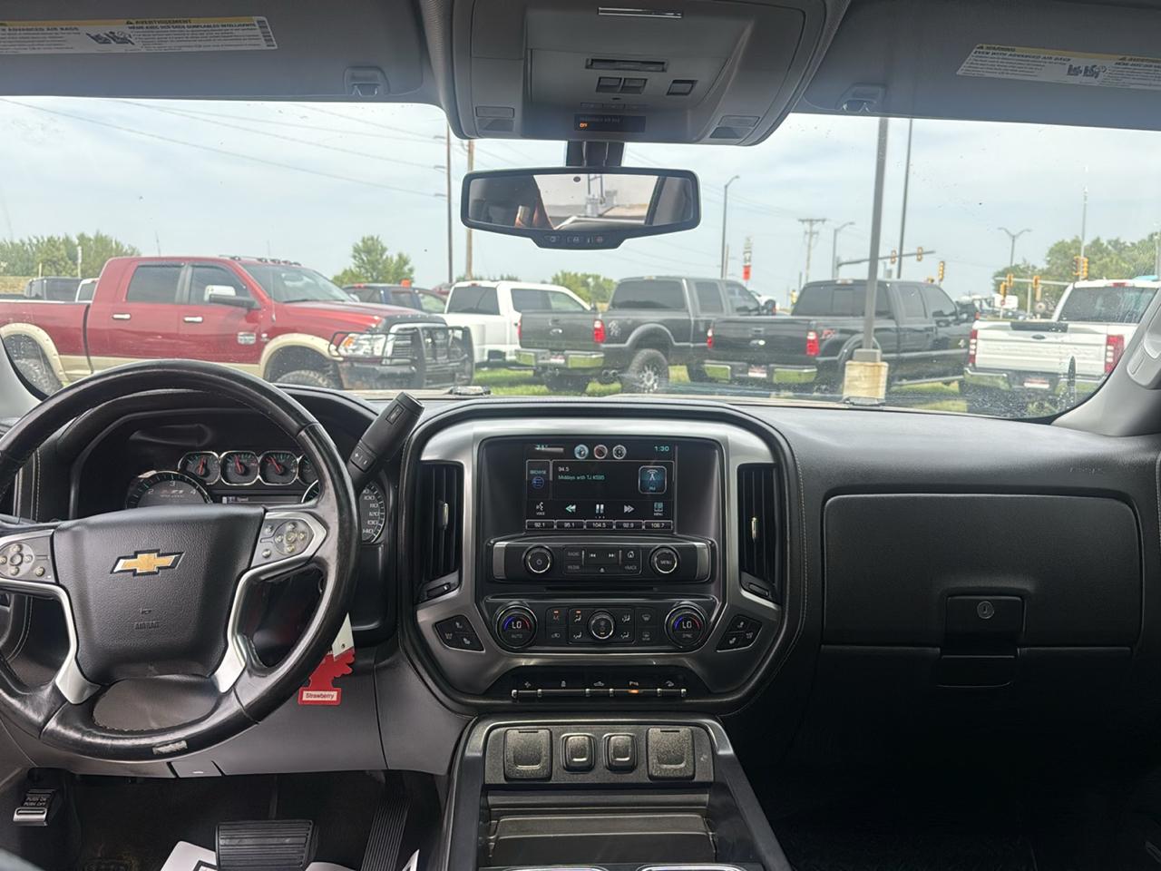 Chevrolet Silverado 1500 LTZ Crew Cab 4WD 2015