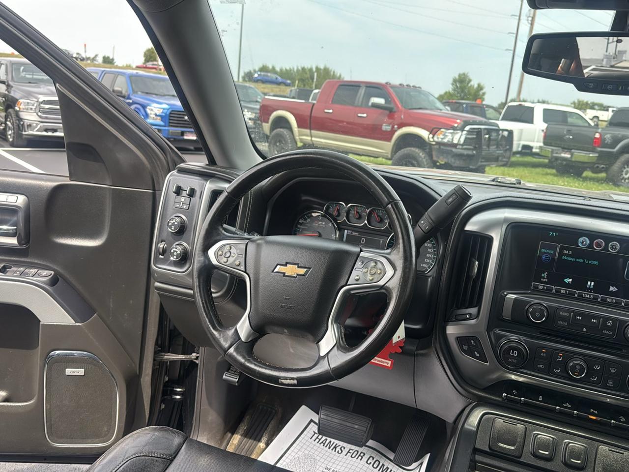 Chevrolet Silverado 1500 LTZ Crew Cab 4WD 2015