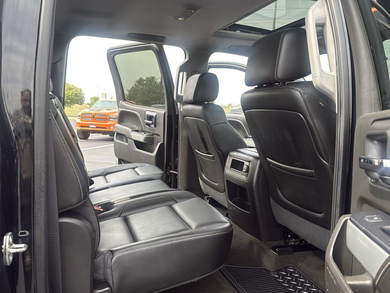 Chevrolet Silverado 1500 LTZ Crew Cab 4WD 2015