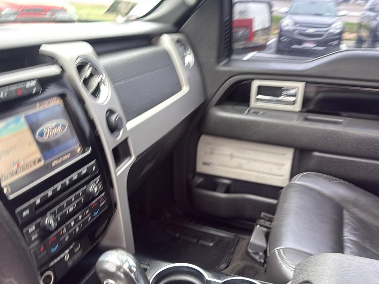 Ford F-150 SuperCrew 150" FX4 4WD 2011