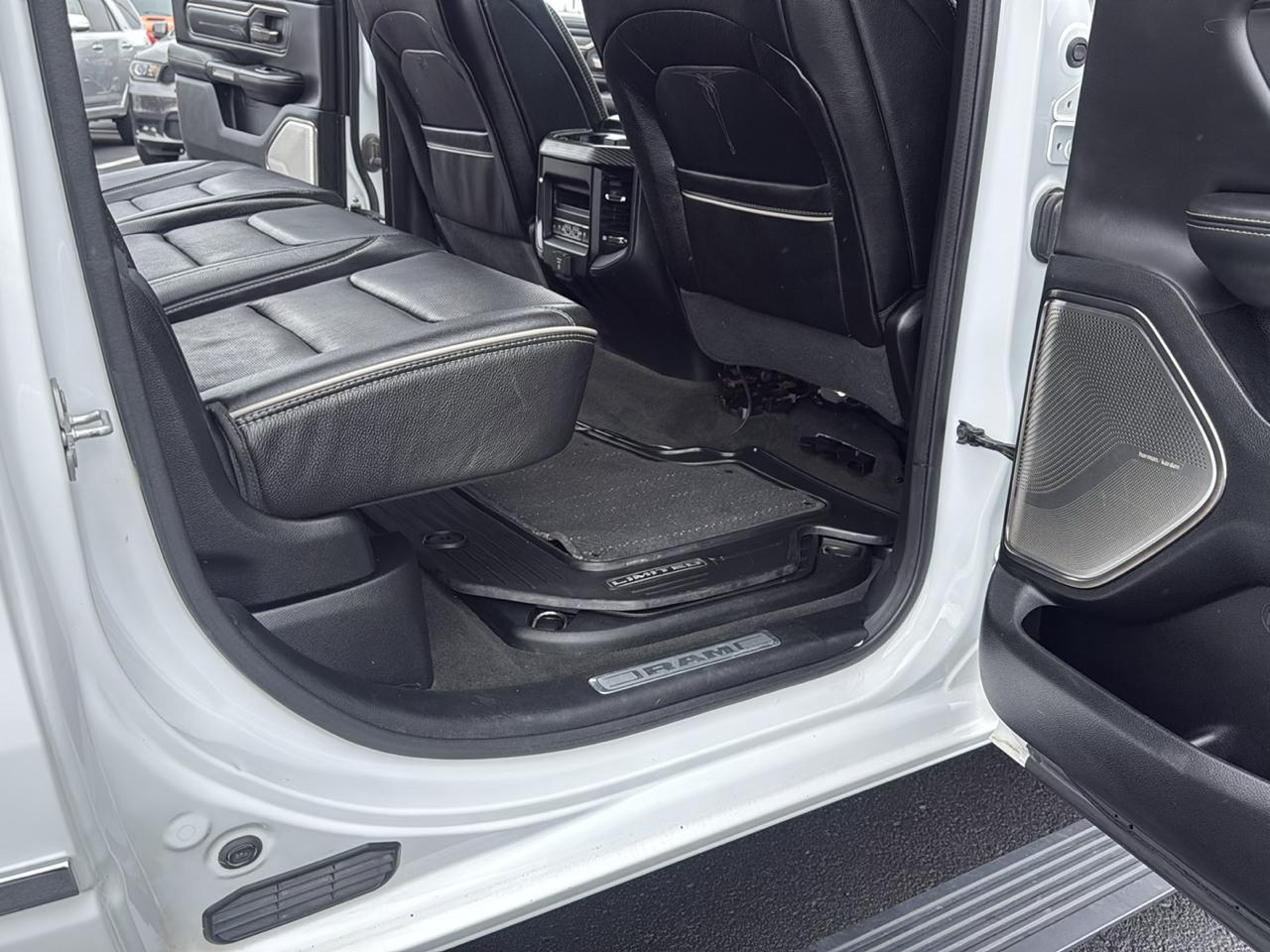 RAM 1500 Limited Crew Cab SWB 4WD 2020