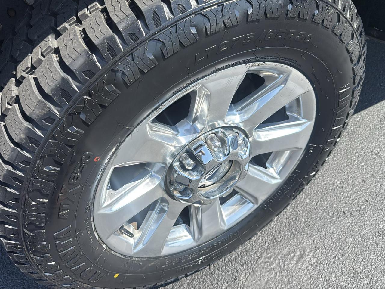 Ford F-350 SD Lariat Crew Cab SWB 4WD 2017