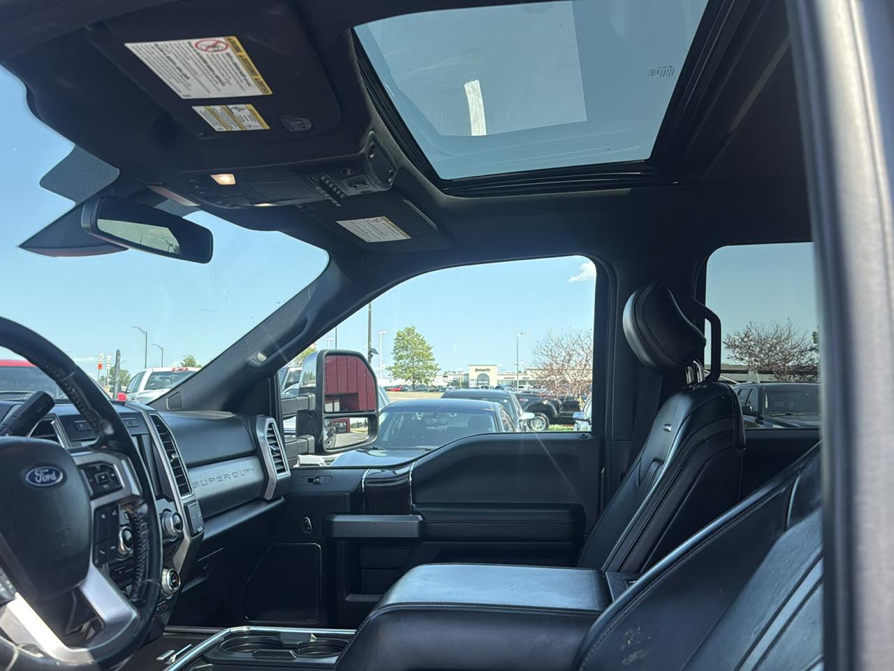 Ford F-350 SD Lariat Crew Cab SWB 4WD 2017