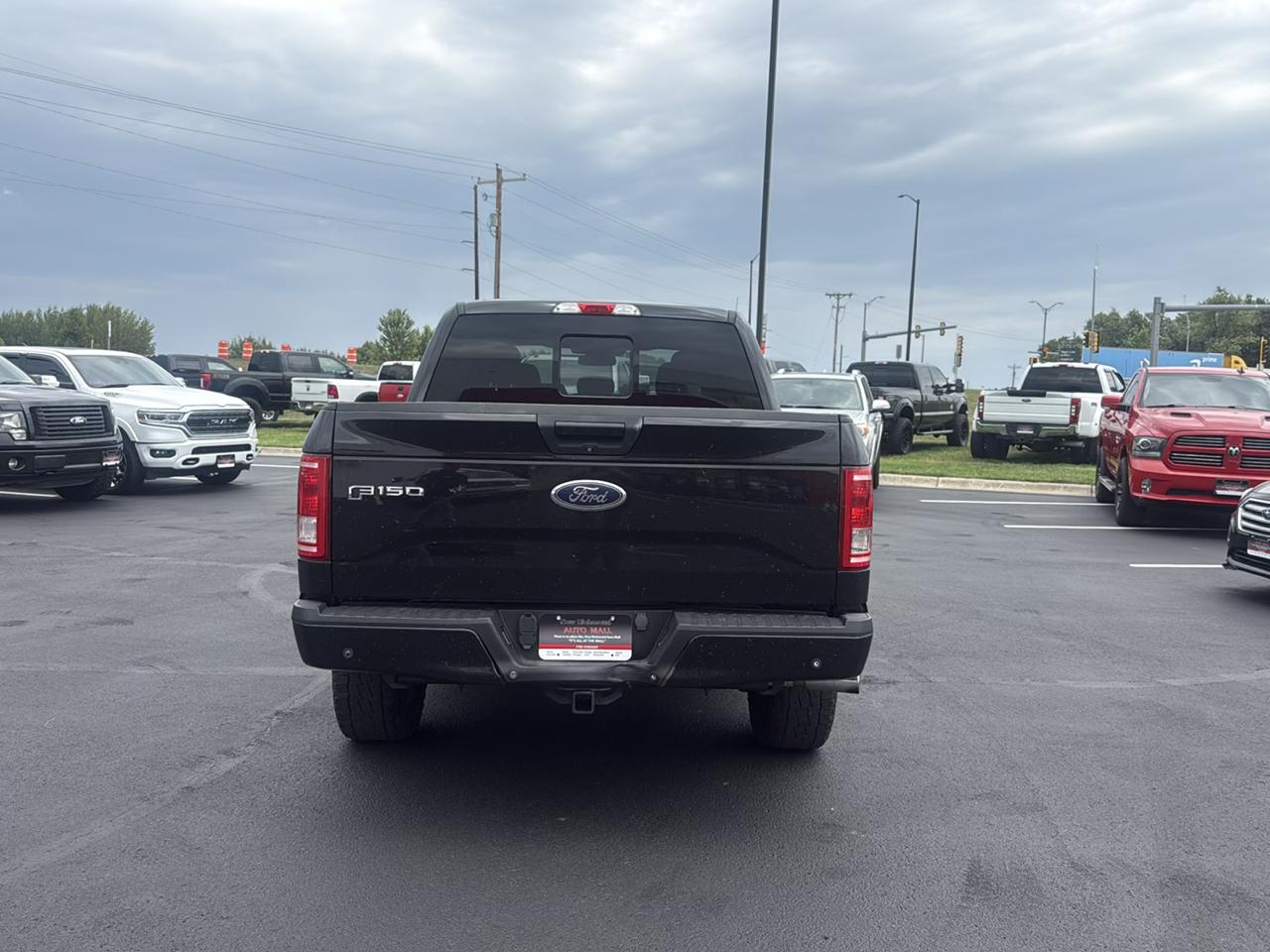 Ford F-150 XL SuperCrew 5.5-ft. Bed 4WD 2015