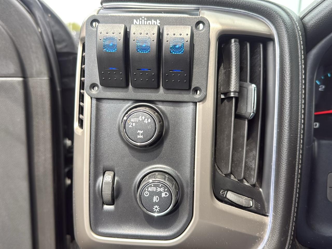 GMC Sierra 1500 Denali Crew Cab 4WD 2018