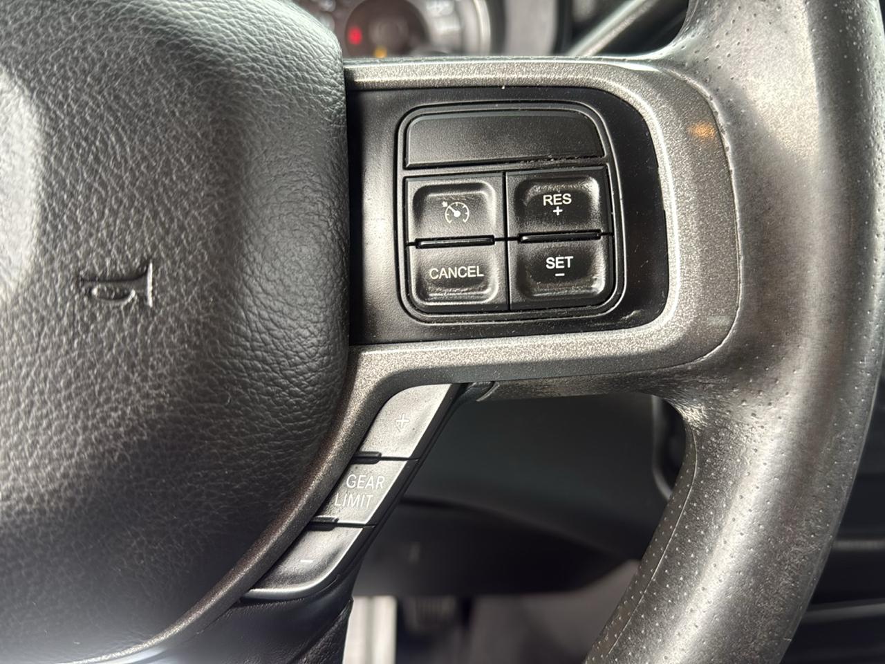 RAM 3500 Tradesman Crew Cab 4WD DRW 2019