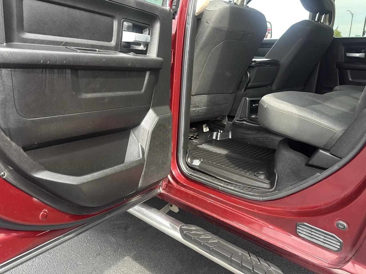 RAM 3500 Tradesman Crew Cab 4WD DRW 2019