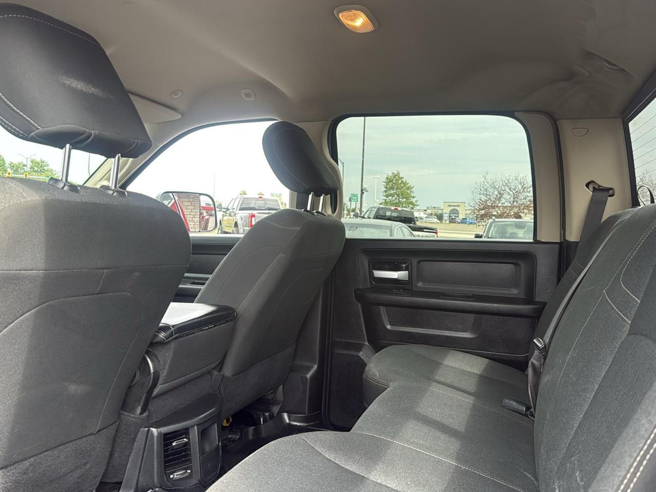 RAM 3500 Tradesman Crew Cab 4WD DRW 2019