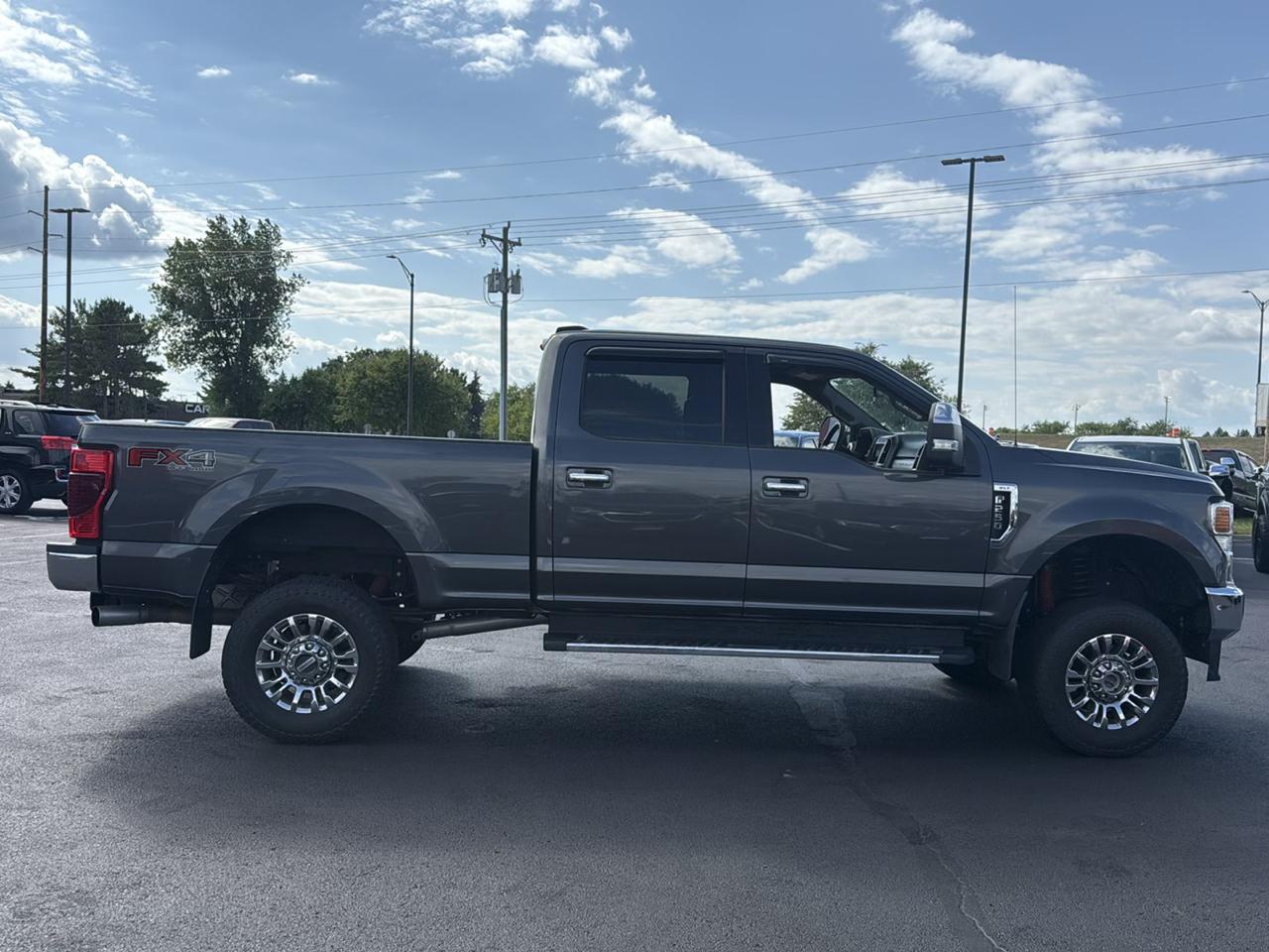 Ford F-250 SD XLT Crew Cab 4WD 2020
