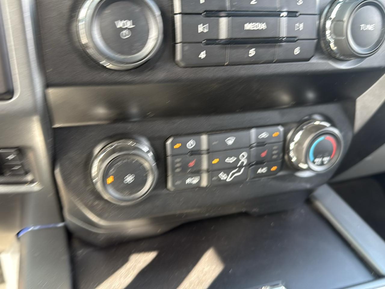 Ford F-250 SD XLT Crew Cab 4WD 2020