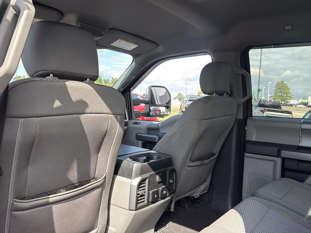 Ford F-250 SD XLT Crew Cab 4WD 2020