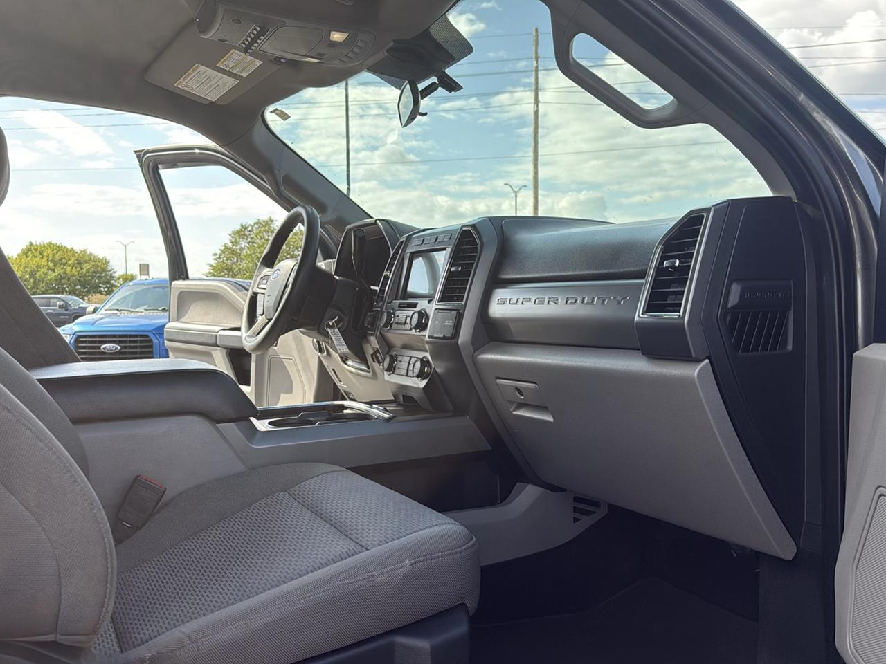 Ford F-250 SD XLT Crew Cab 4WD 2020