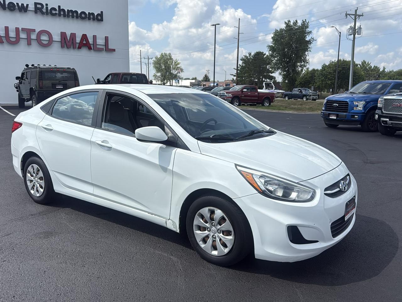 Hyundai Accent GLS 4-Door 6A 2015