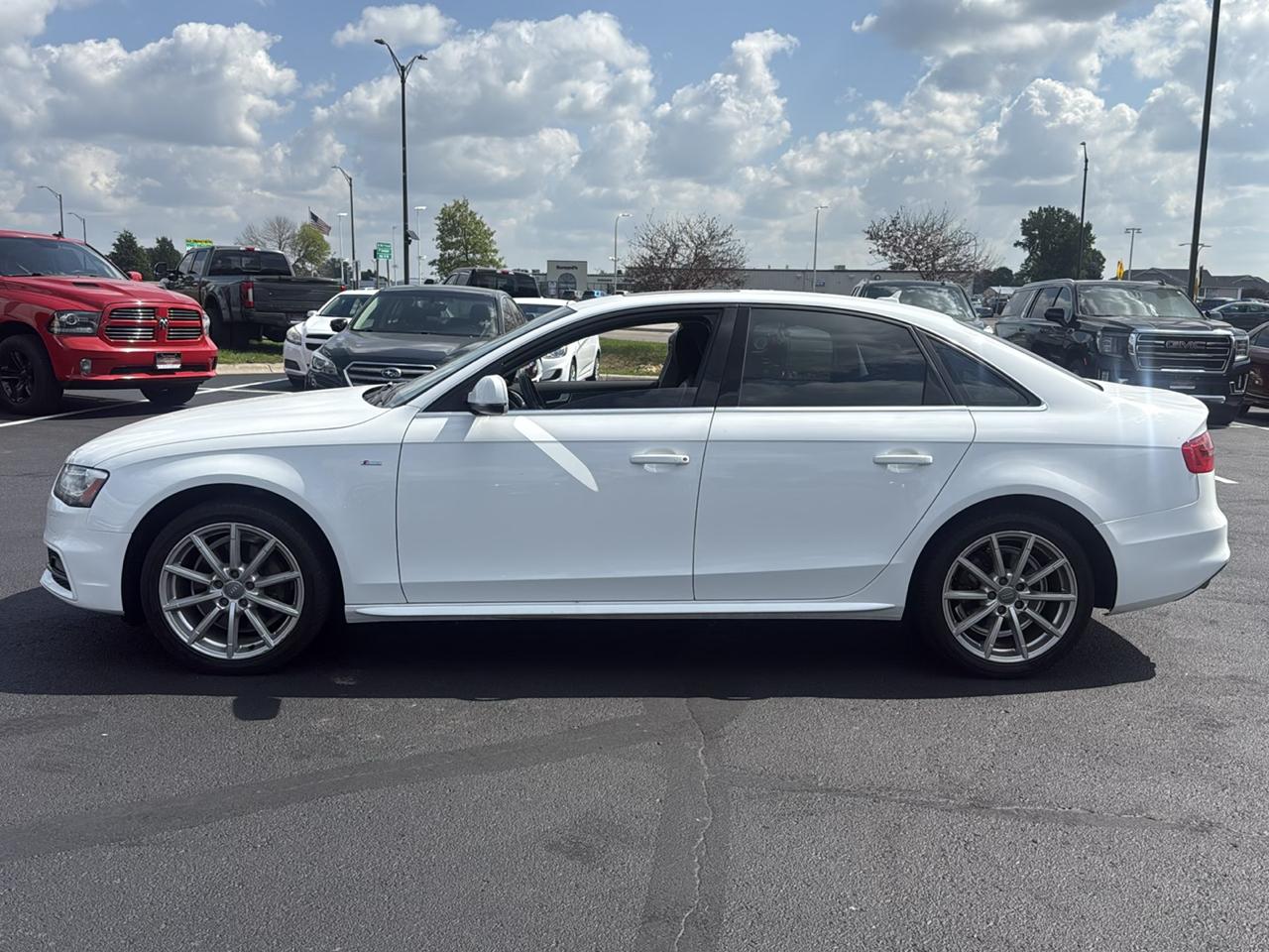 Audi A4 2.0 T Sedan FrontTrak Multitronic 2015