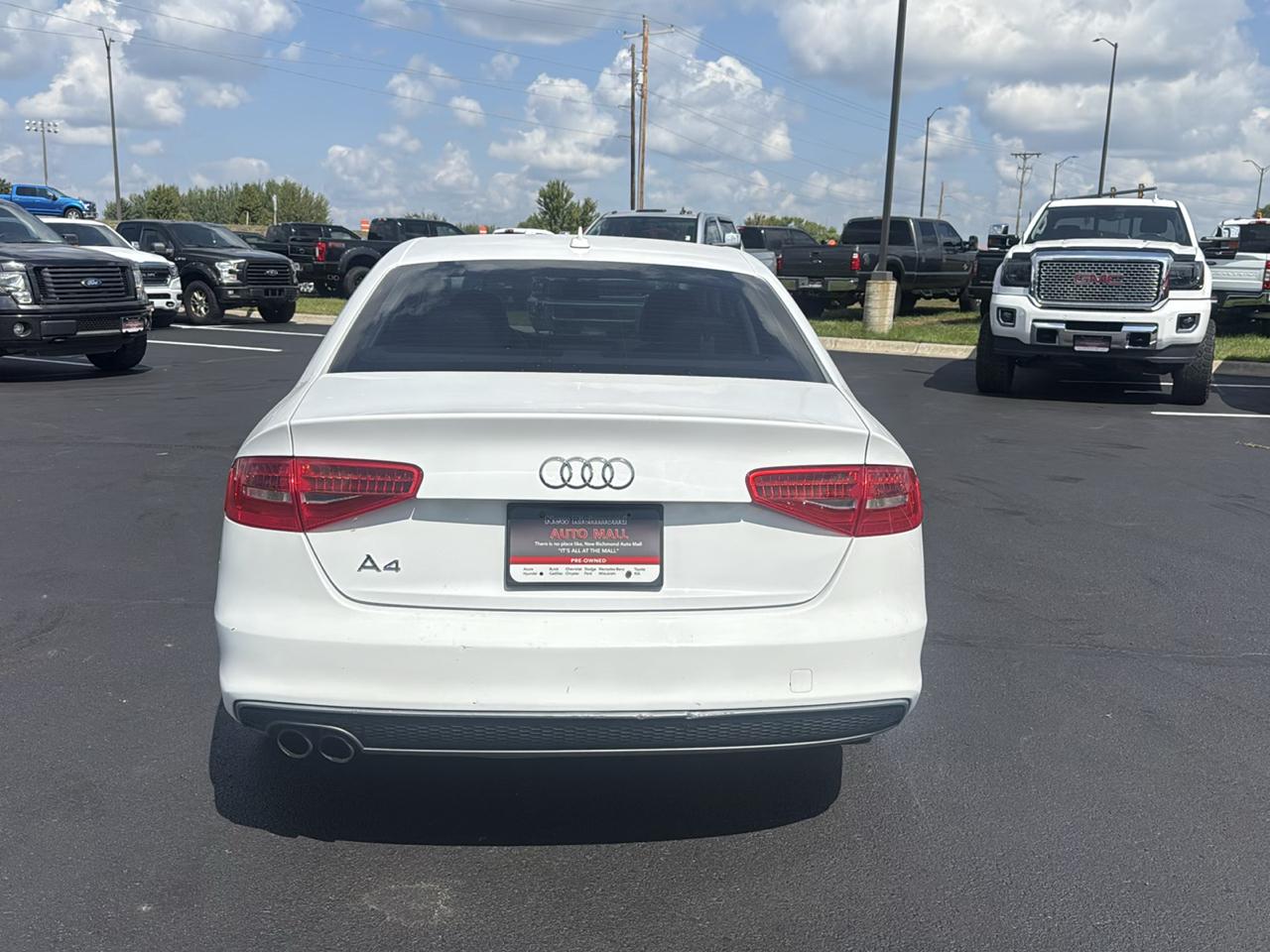 Audi A4 2.0 T Sedan FrontTrak Multitronic 2015