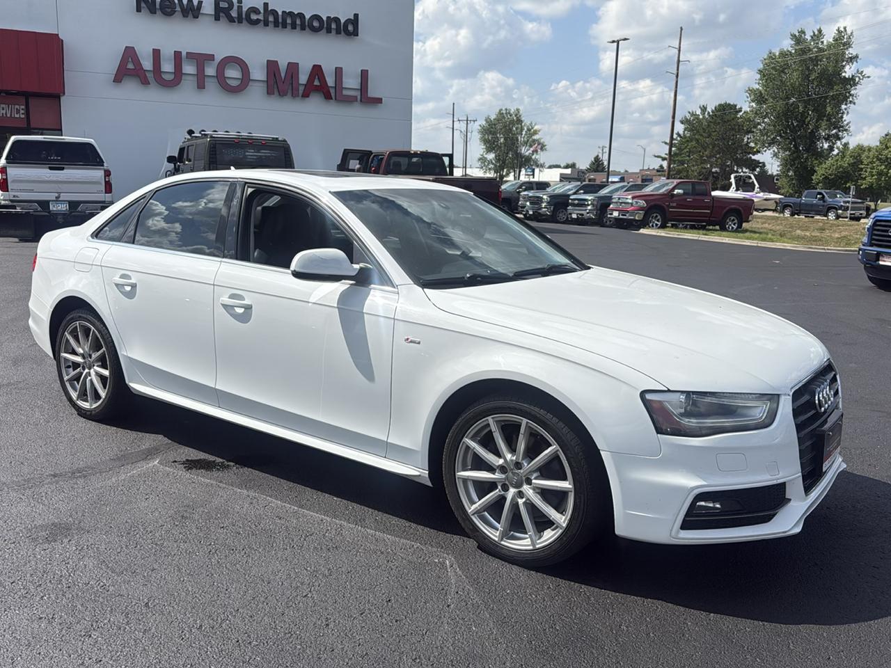 Audi A4 2.0 T Sedan FrontTrak Multitronic 2015