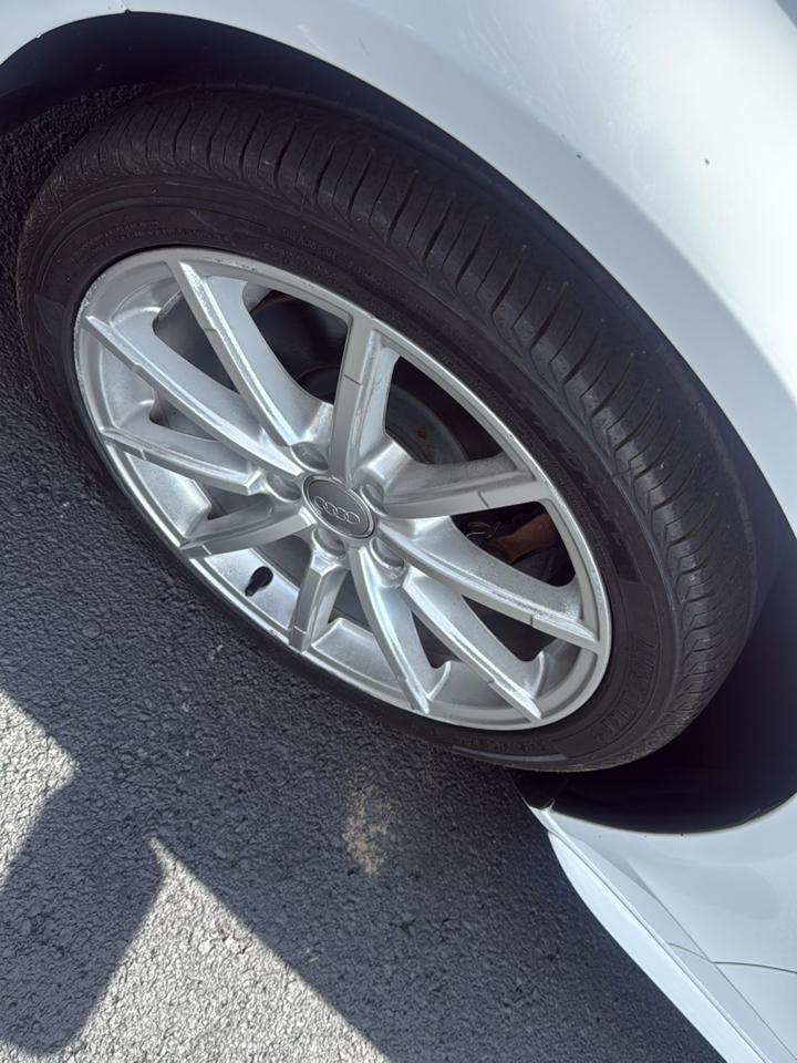 Audi A4 2.0 T Sedan FrontTrak Multitronic 2015