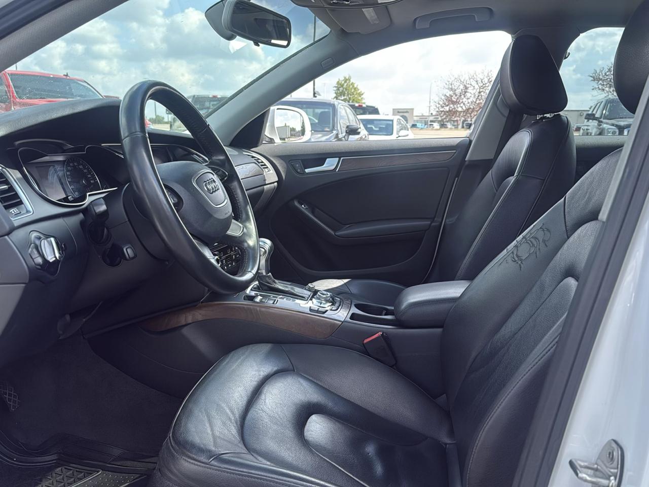 Audi A4 2.0 T Sedan FrontTrak Multitronic 2015