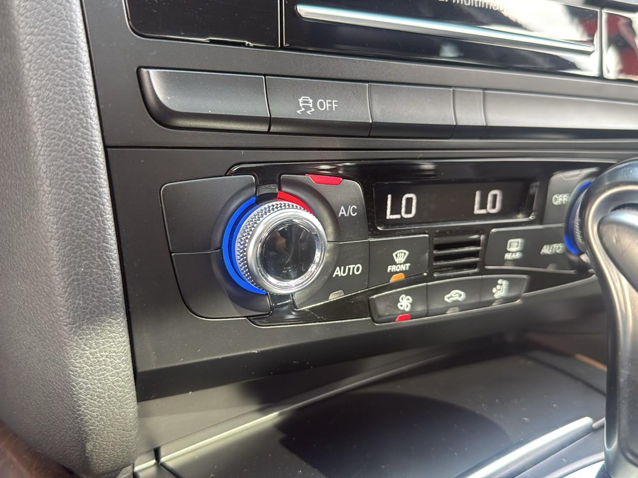 Audi A4 2.0 T Sedan FrontTrak Multitronic 2015