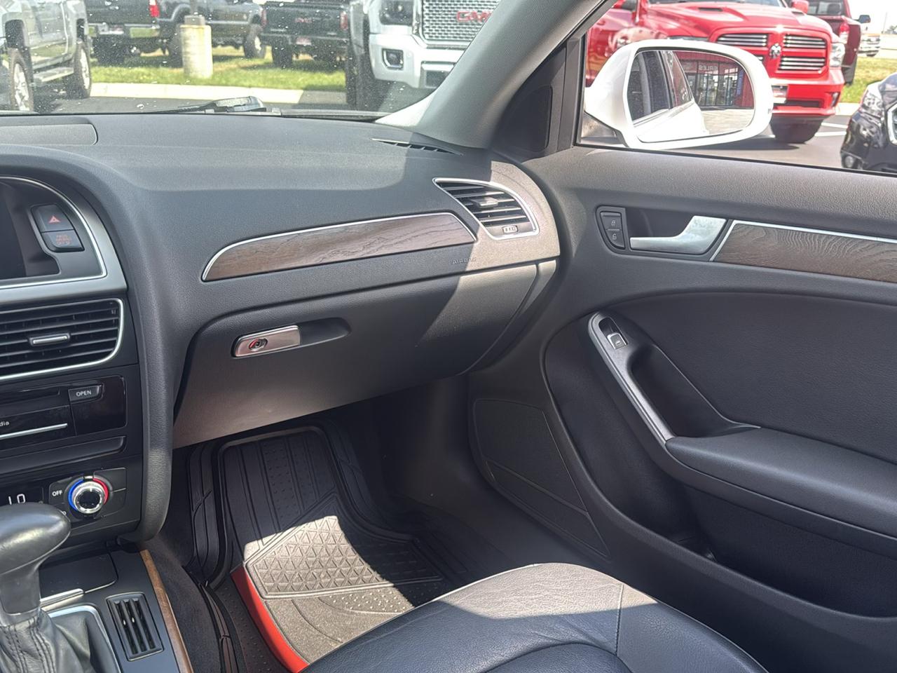 Audi A4 2.0 T Sedan FrontTrak Multitronic 2015