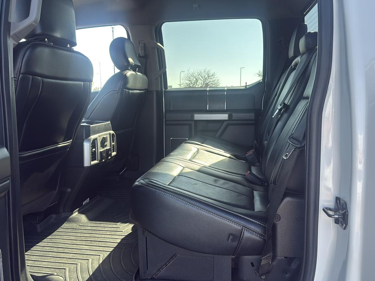 Ford F-250 SD Lariat Crew Cab 4WD 2020