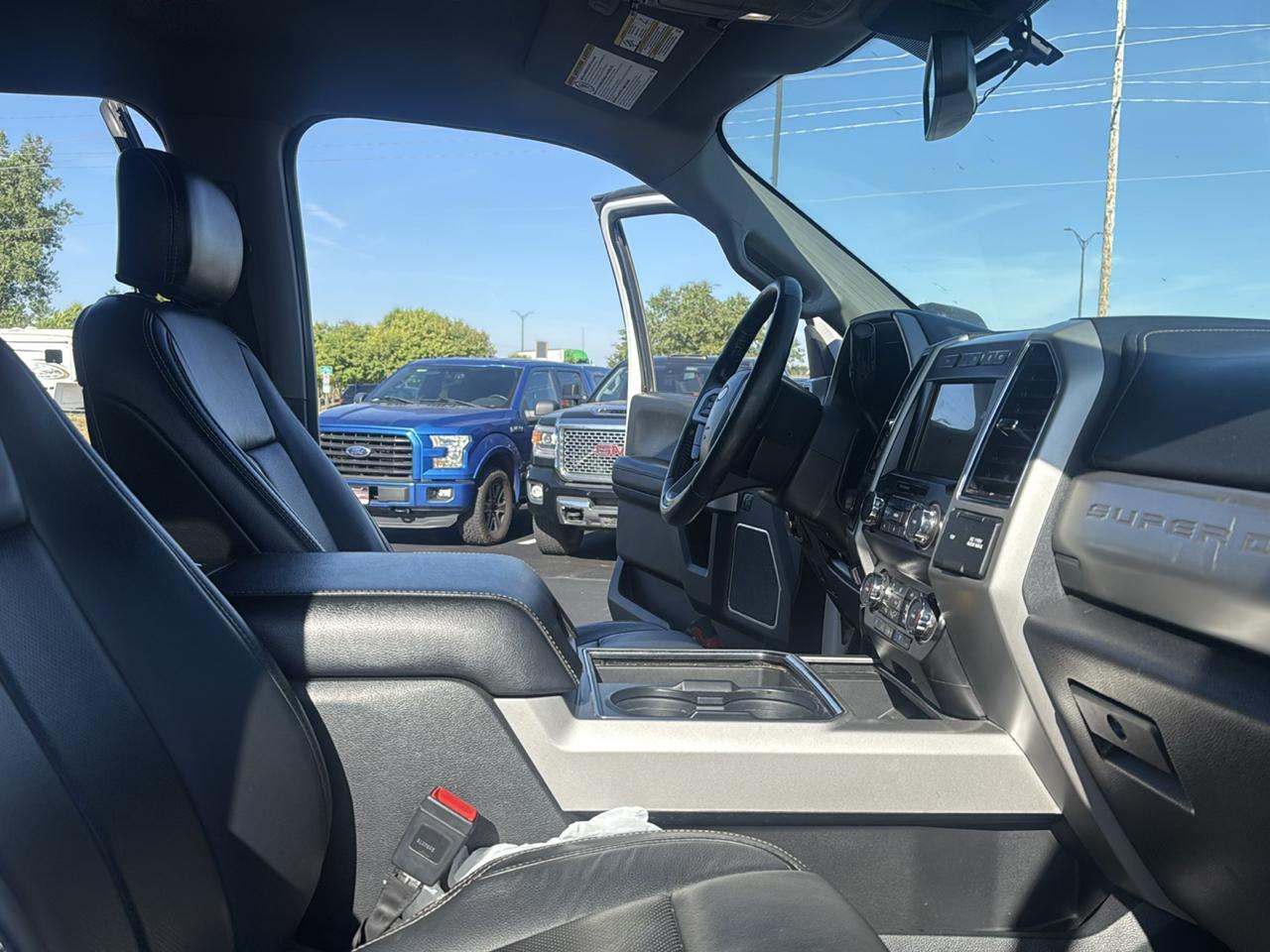 Ford F-250 SD Lariat Crew Cab 4WD 2020